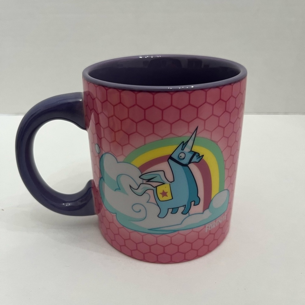 Fortnite Mug - Picture 4 of 7